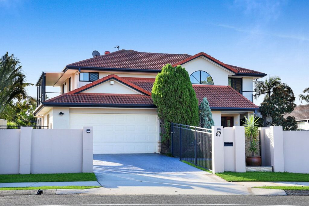 Honeyeater Drive – Burleigh Waters